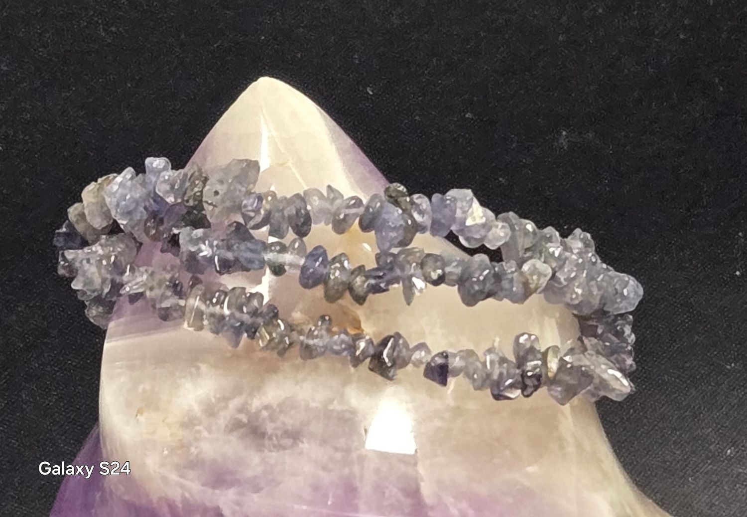 Iolite Chip