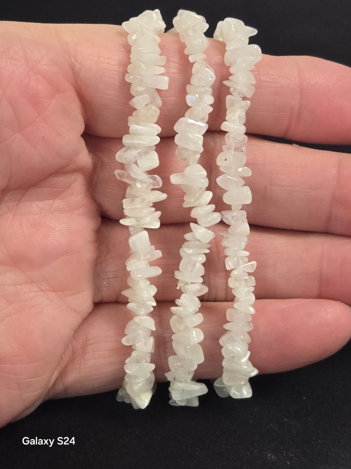 Moonstone Rainbow Chip