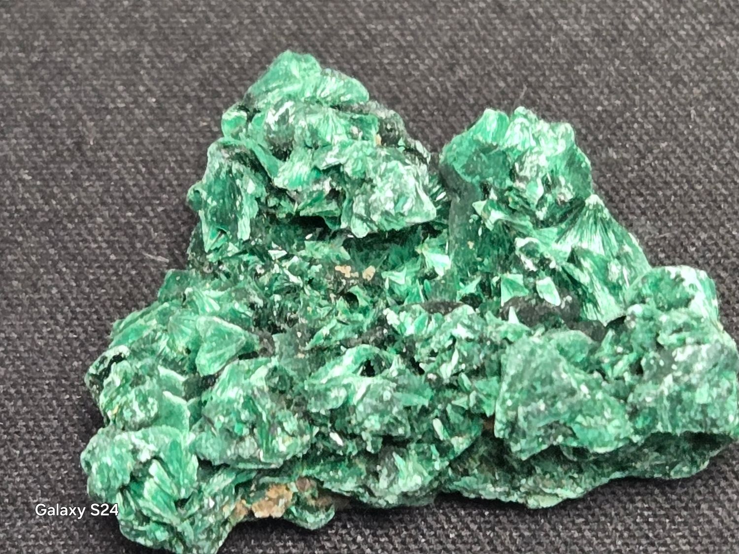Malachite- Fibrous 