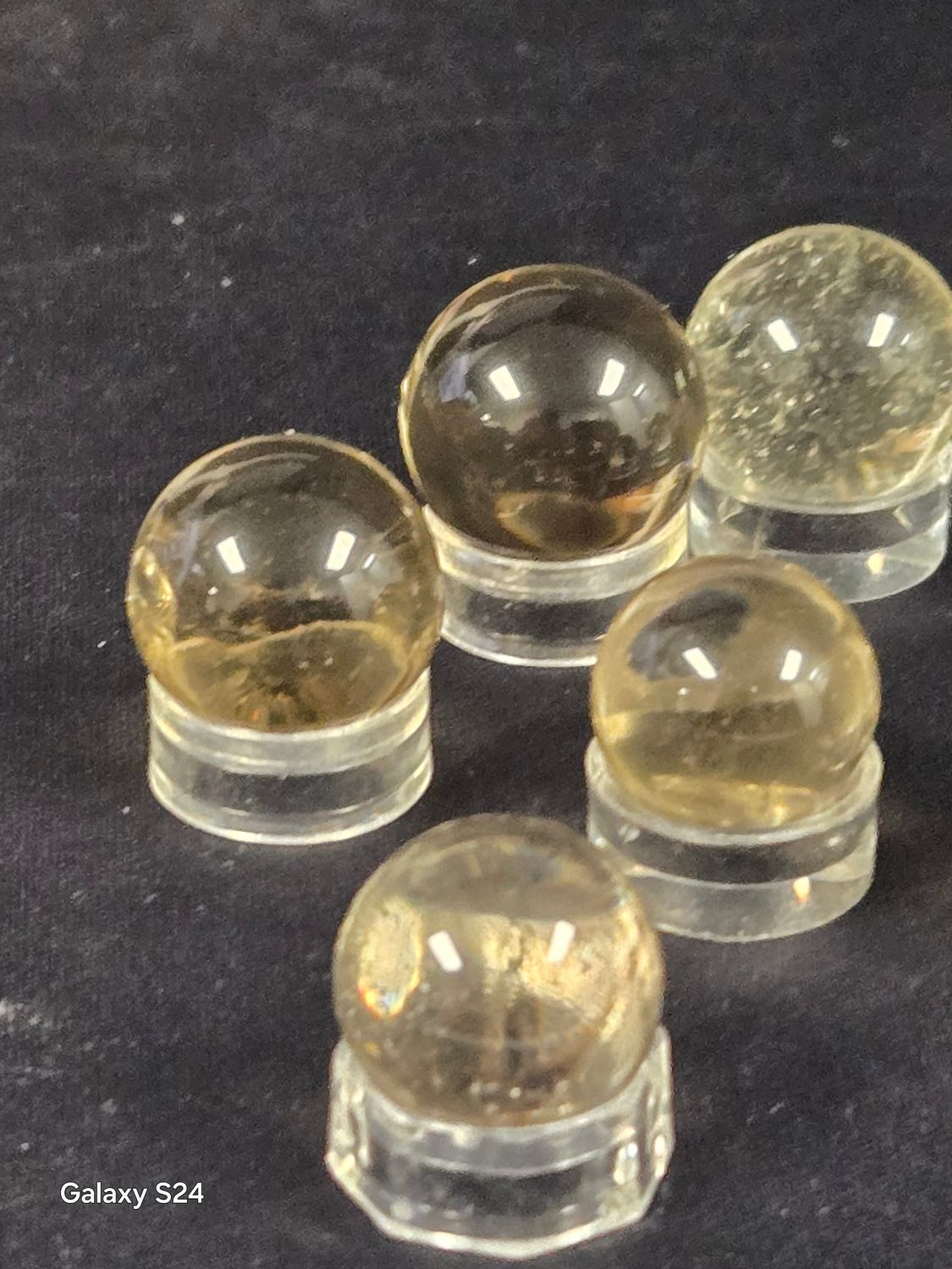 Citrine Sphere small- Natural AAA