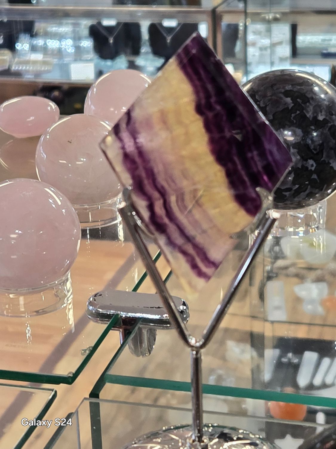Fluorite Diamond Crystal W Zodiac Stand