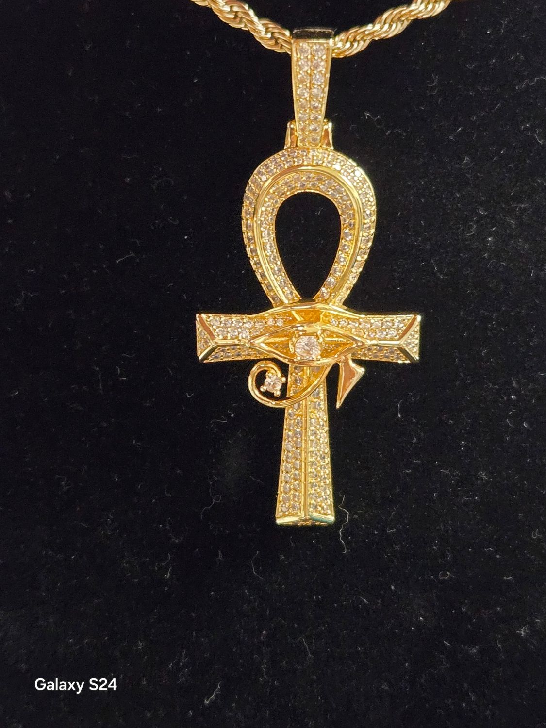 Eye of Horus Ank P