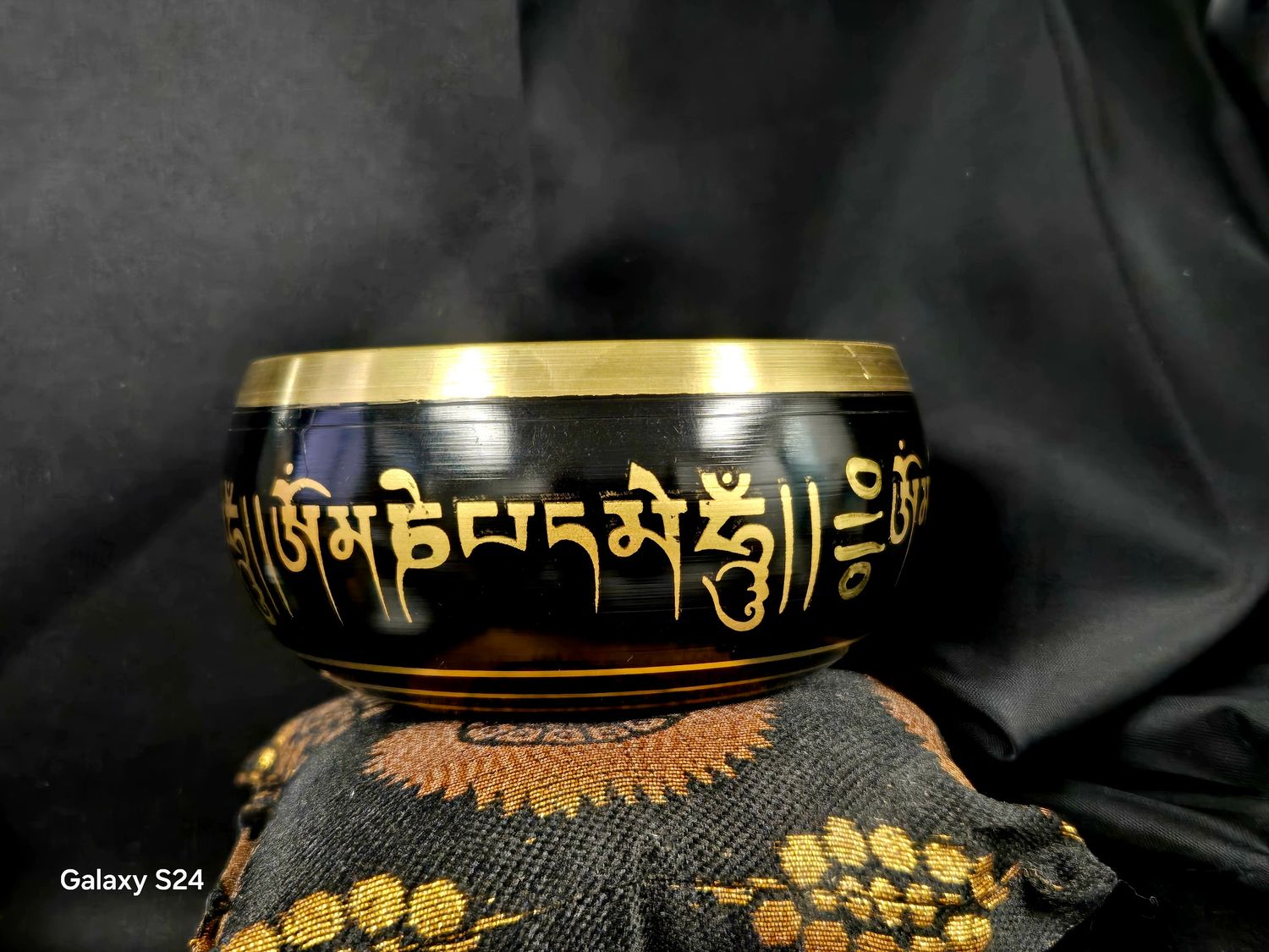 Black Tibetan Singing Bowl 