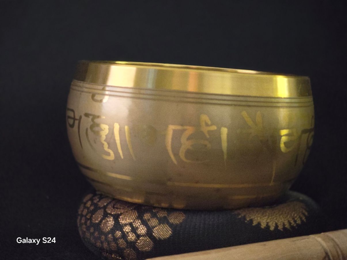 Golden Buddha Tibetan Singing Bowl