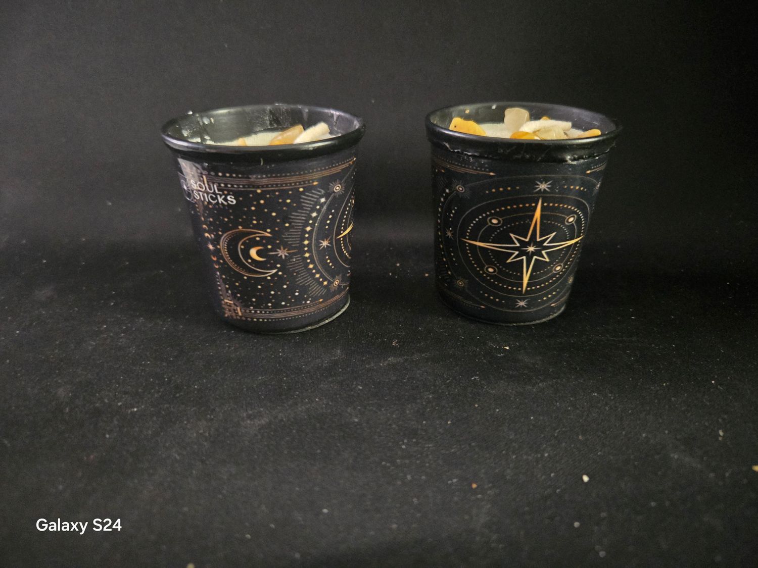STARBURST SCENTED CANDLE WITH HERBS CRYSTALS 2.3oz