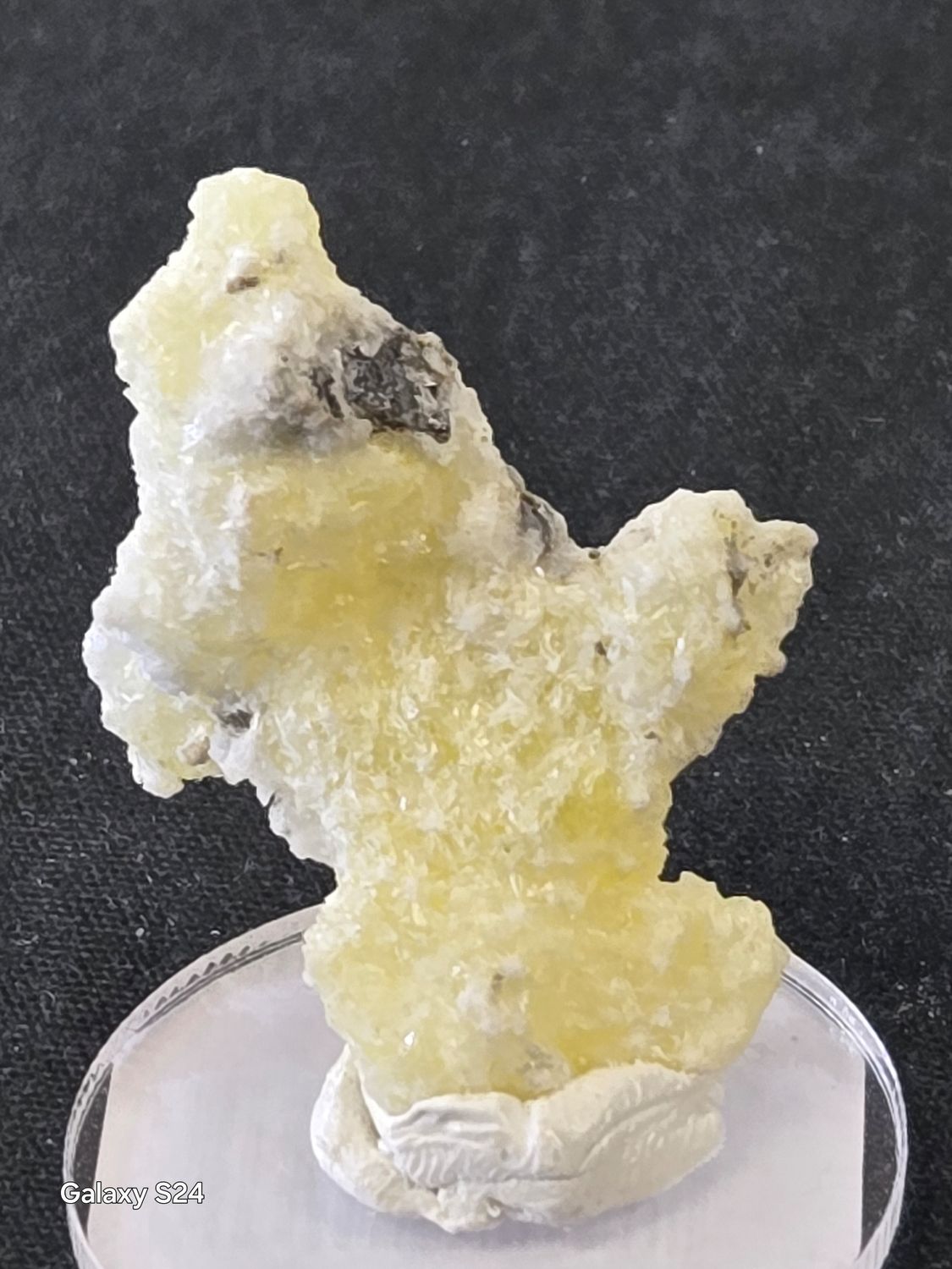 Brucite AIII