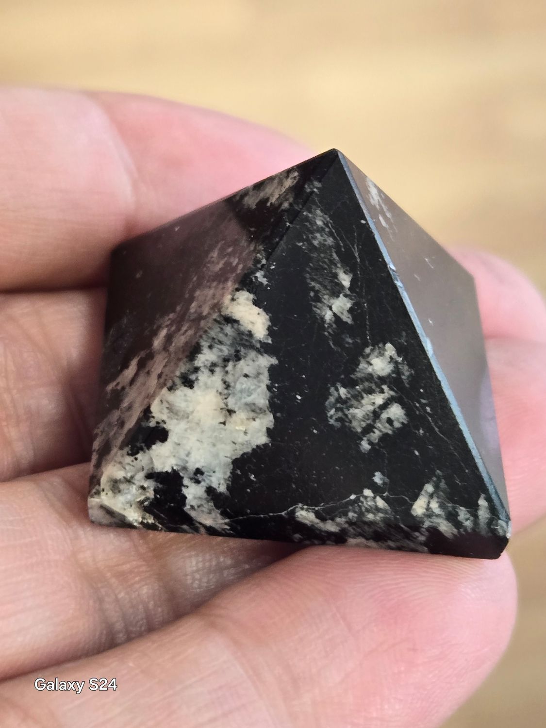 Pyramid S