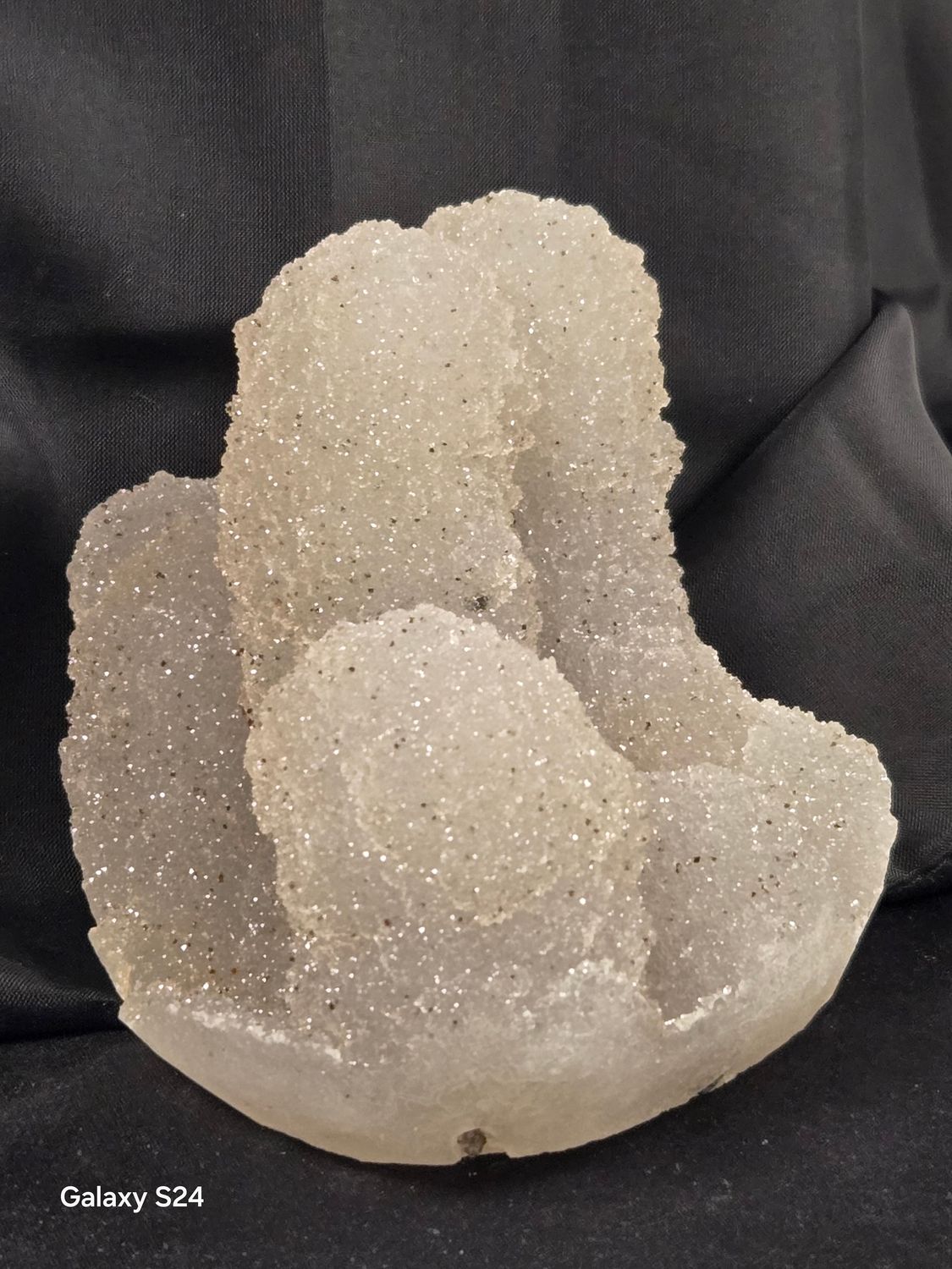 Quartz Stalactite / Chalceoney 