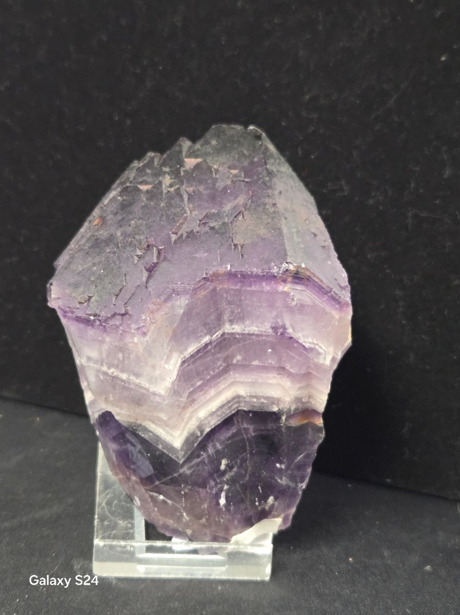 Alien Amethyst Chevron