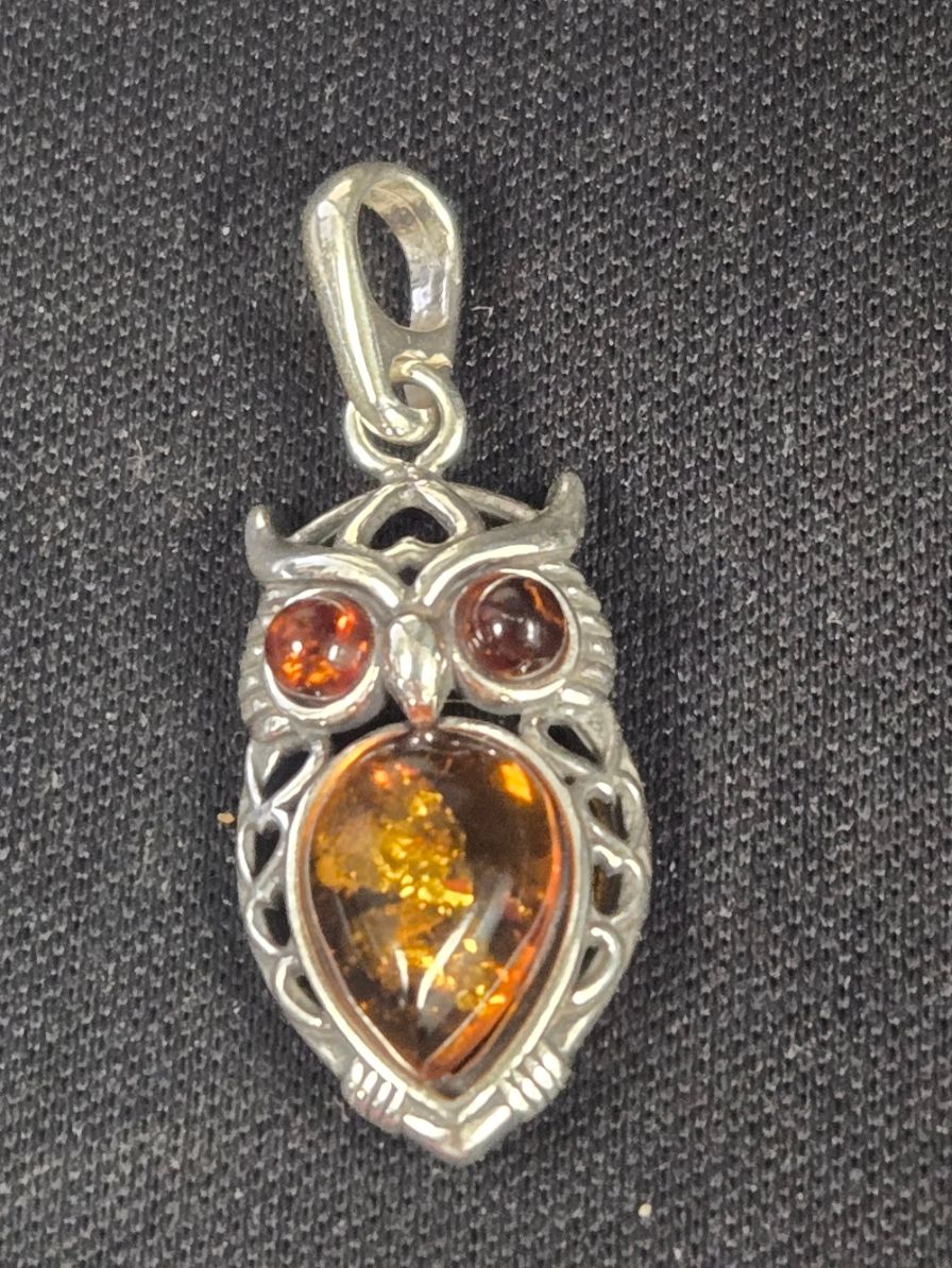 Owl -Amber