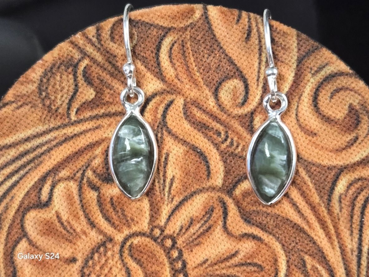 Seraphinite