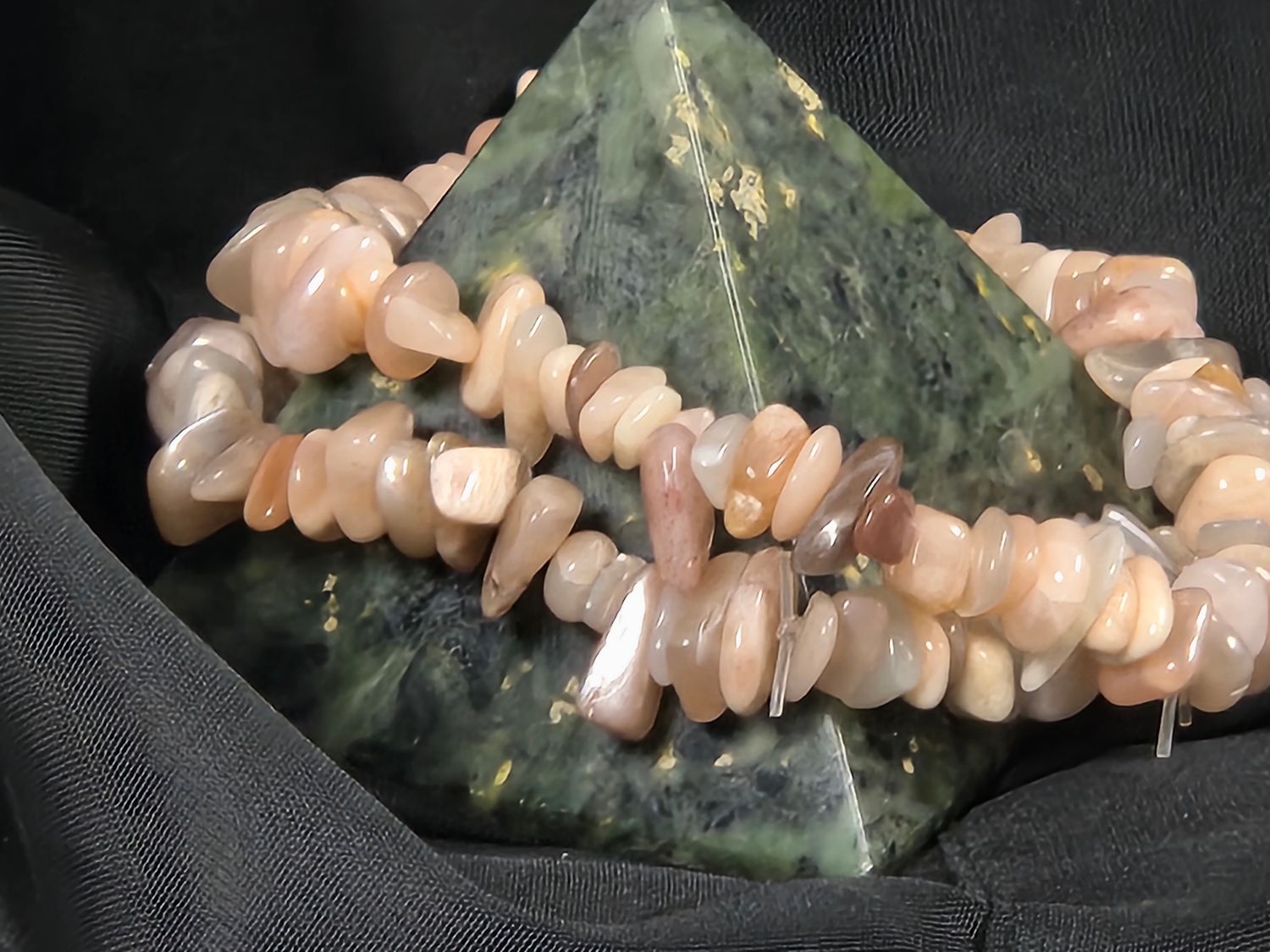 Peach Moonstone chip