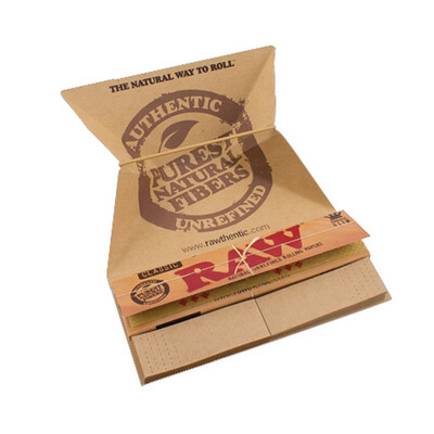 Raw Artesano Classic Rolling Papers with Tips 1 1/4