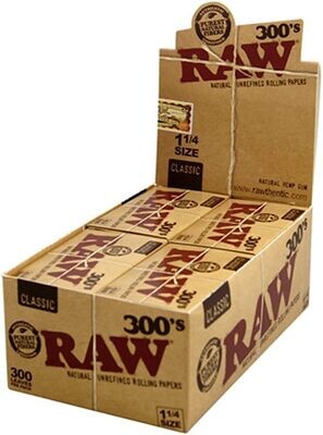Raw 300's Classic Rolling Papers 1 1/4 300ct
