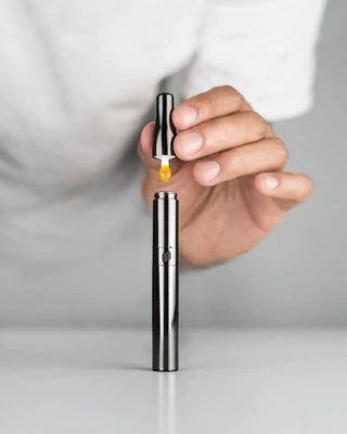PuffCo Plus Wax/Concentrate Vaporizer