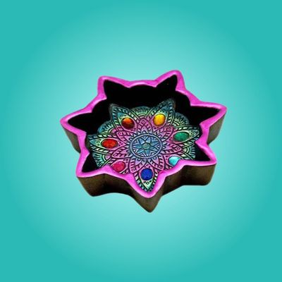 Medusa Fantasy Ashtray Chakra W/ Stones