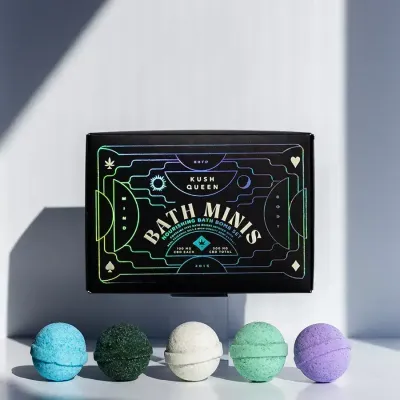 Colección de Mini Bombas de Baño Kush Queen 5ct 10mg CBD cada una