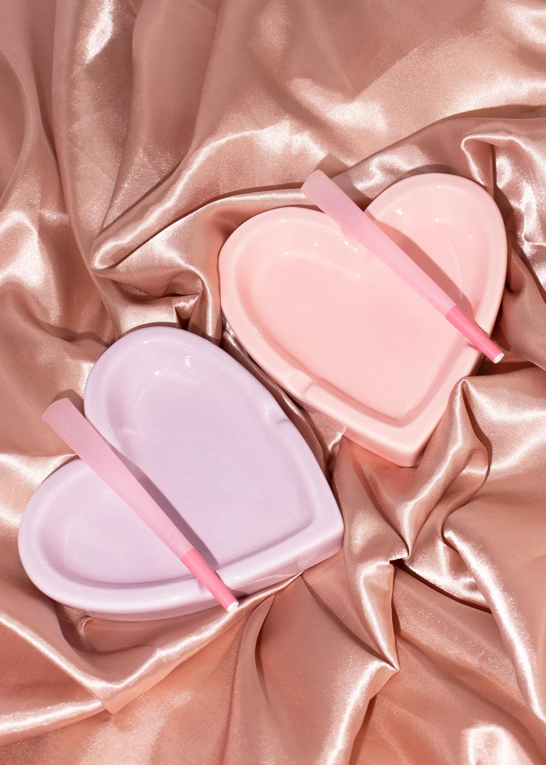 Canna Style Candy Heart Ashtray Soft Pink