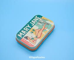 Page's Peaches Mary Jane Tin 3.75" x 2.5" x 0.8"