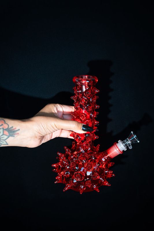 Burning Love Thorn-y Water Pipe