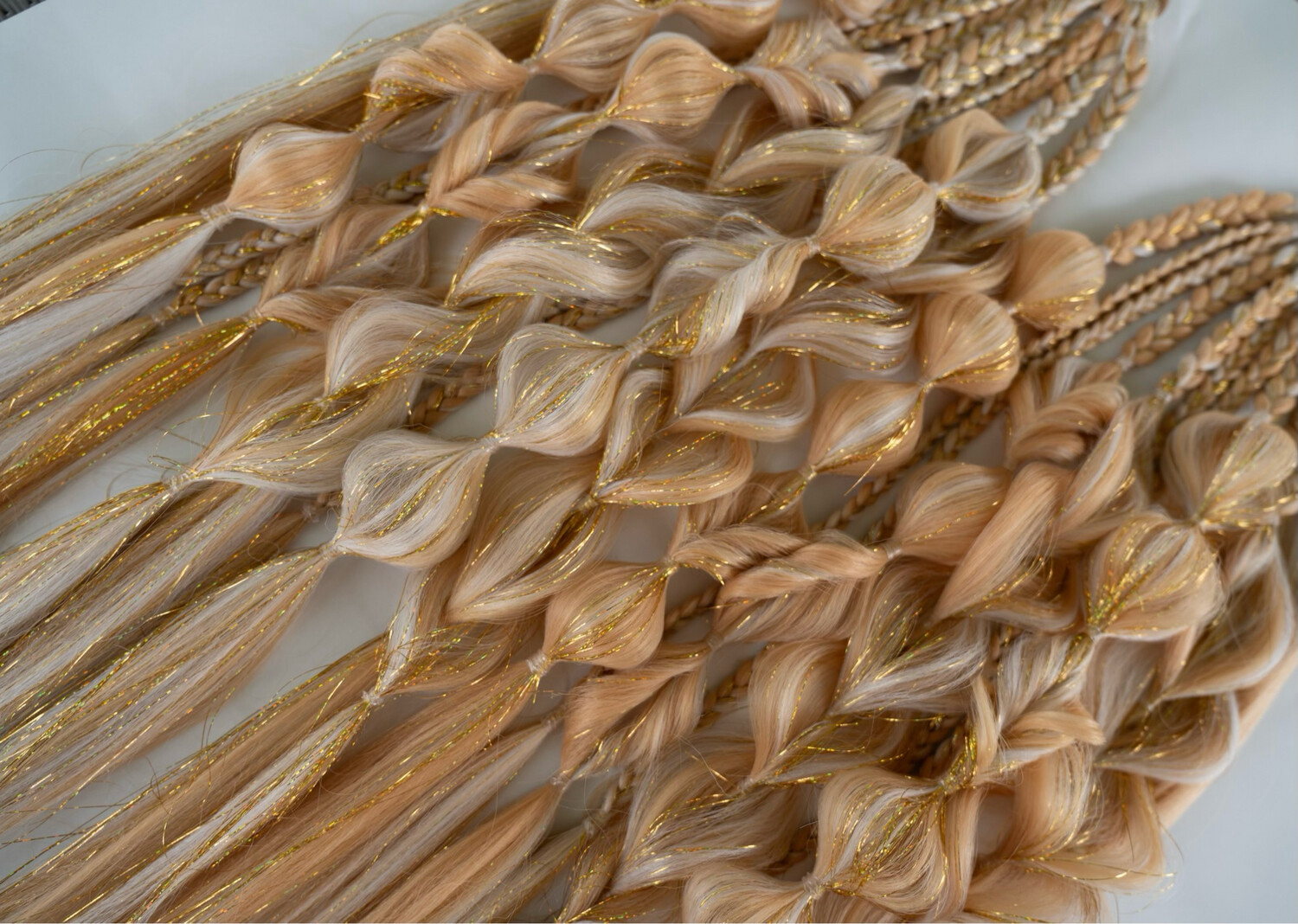 Honey Blonde with Tinsel Set