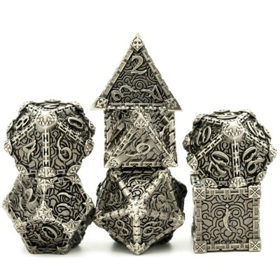 Daedalus’s Chains Metal Dice