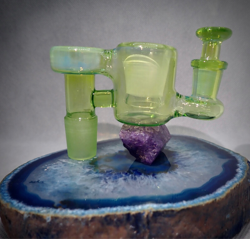Green ash catcher with pass through fumed 18mm