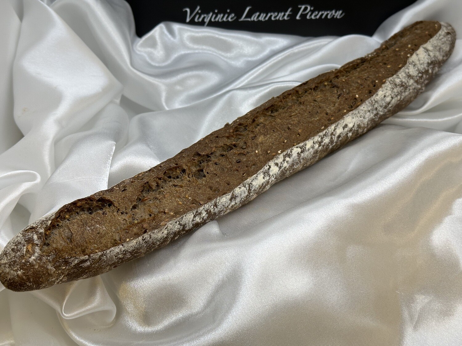 Baguette aux céréales noires