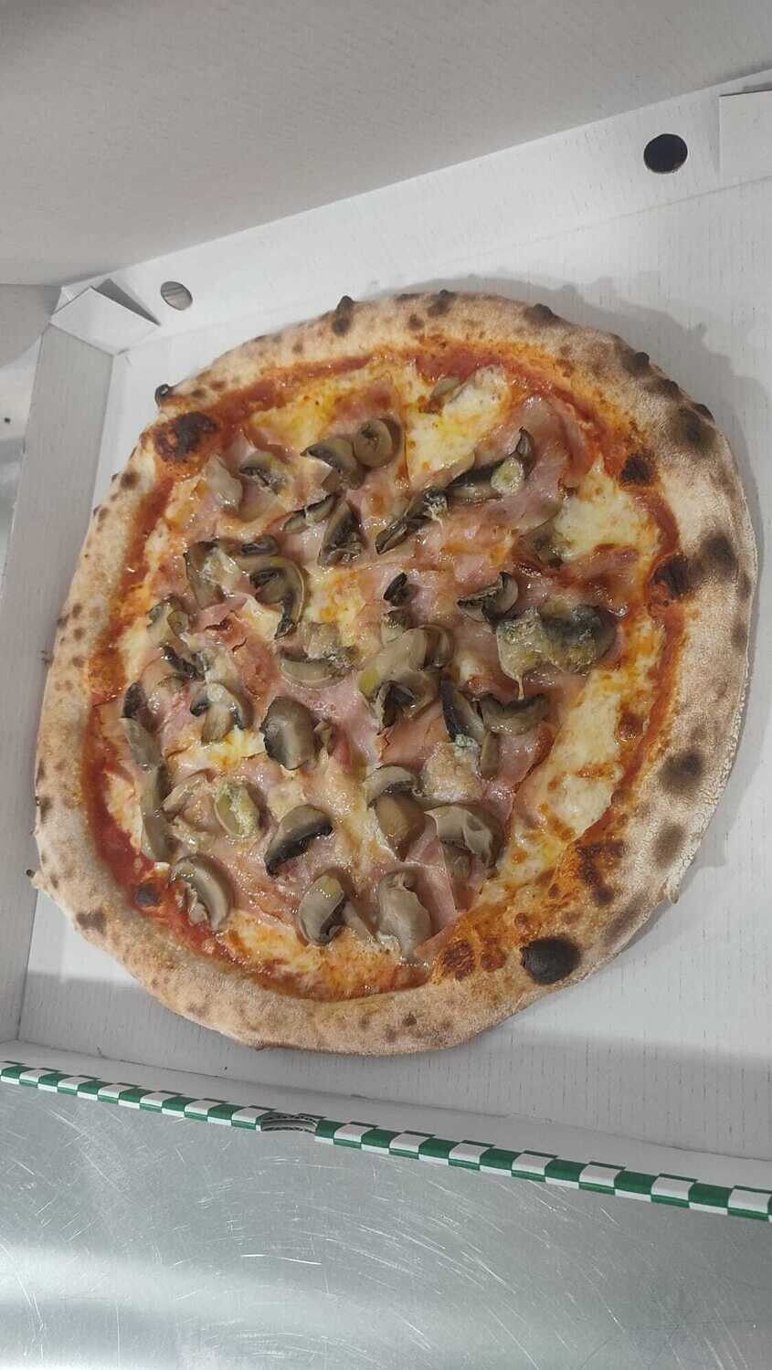 Pizza Prosciutto e Funghi