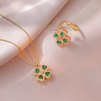 Women's Flirty Heart Pendant