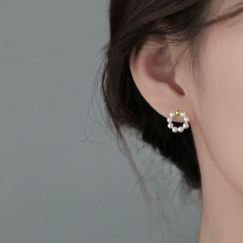 Sterling Silver Round Pearl Earrings Sterling Silver Round Pearl Earrings
