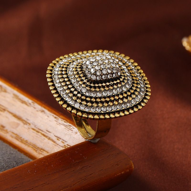 RETRO BOHEMIAN OLD GOLD RING