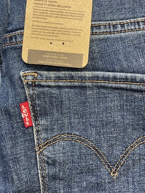 Levi&#39;s 311 Shaping Skinny in Lapis Gallop