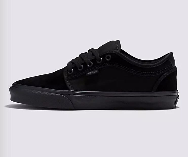 Vans Skate Chukka Black to the floor