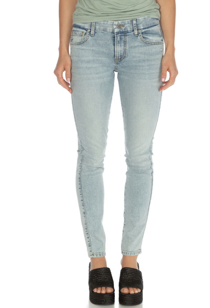 GUESS MIDRISE POWER CURVY SKINNY- 29&quot;