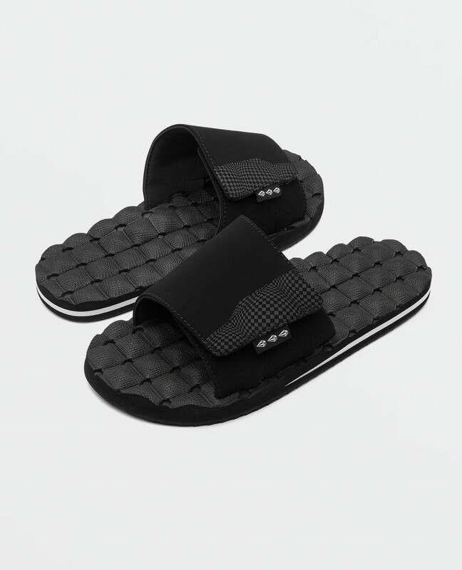 Volcom Recliner BLKOUT Slide