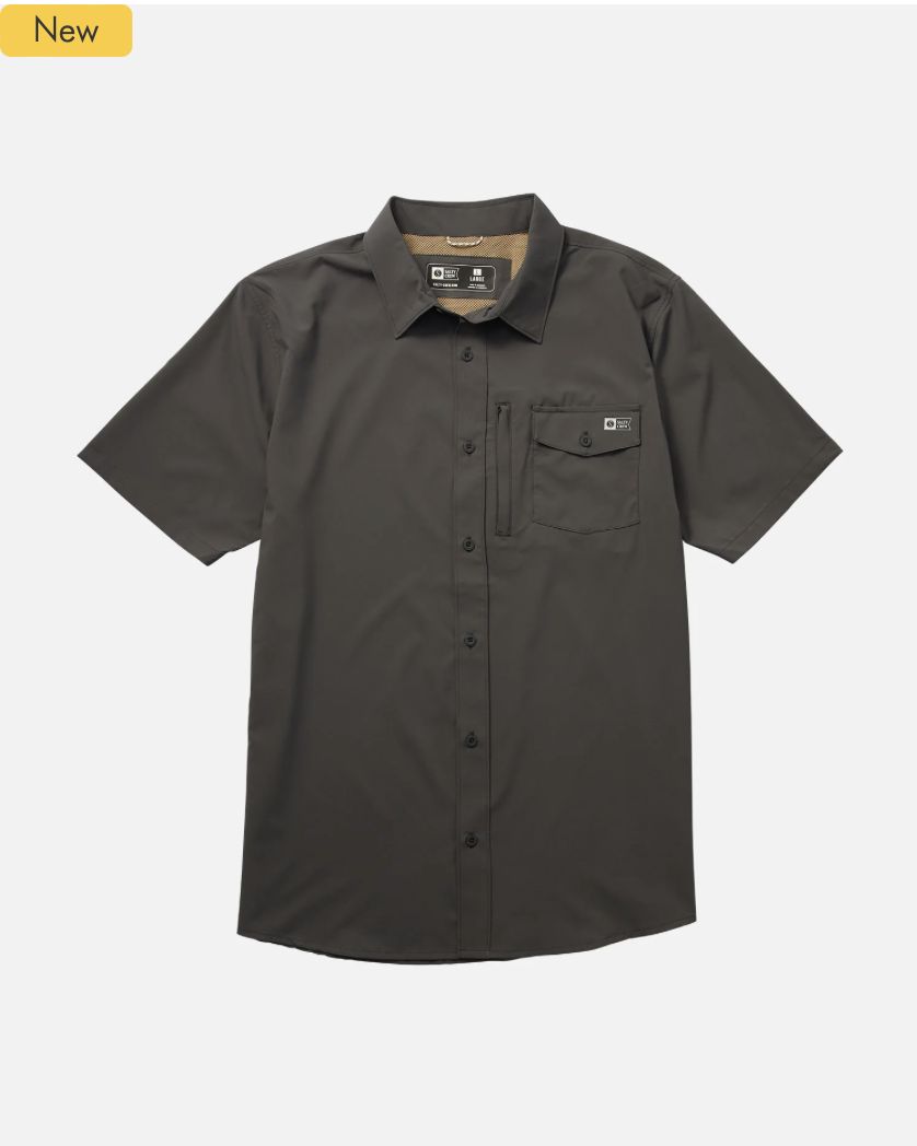 Salty Crew Offshore Charcoal S/S Tech Woven