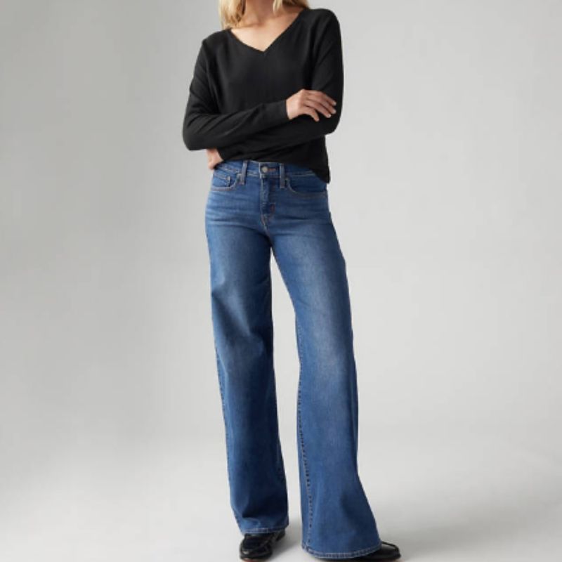 Levi's 318 Shaping Wideleg