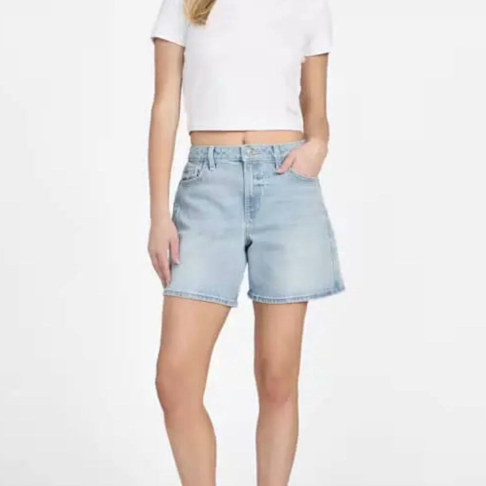 Guess Super Relaxed Short
