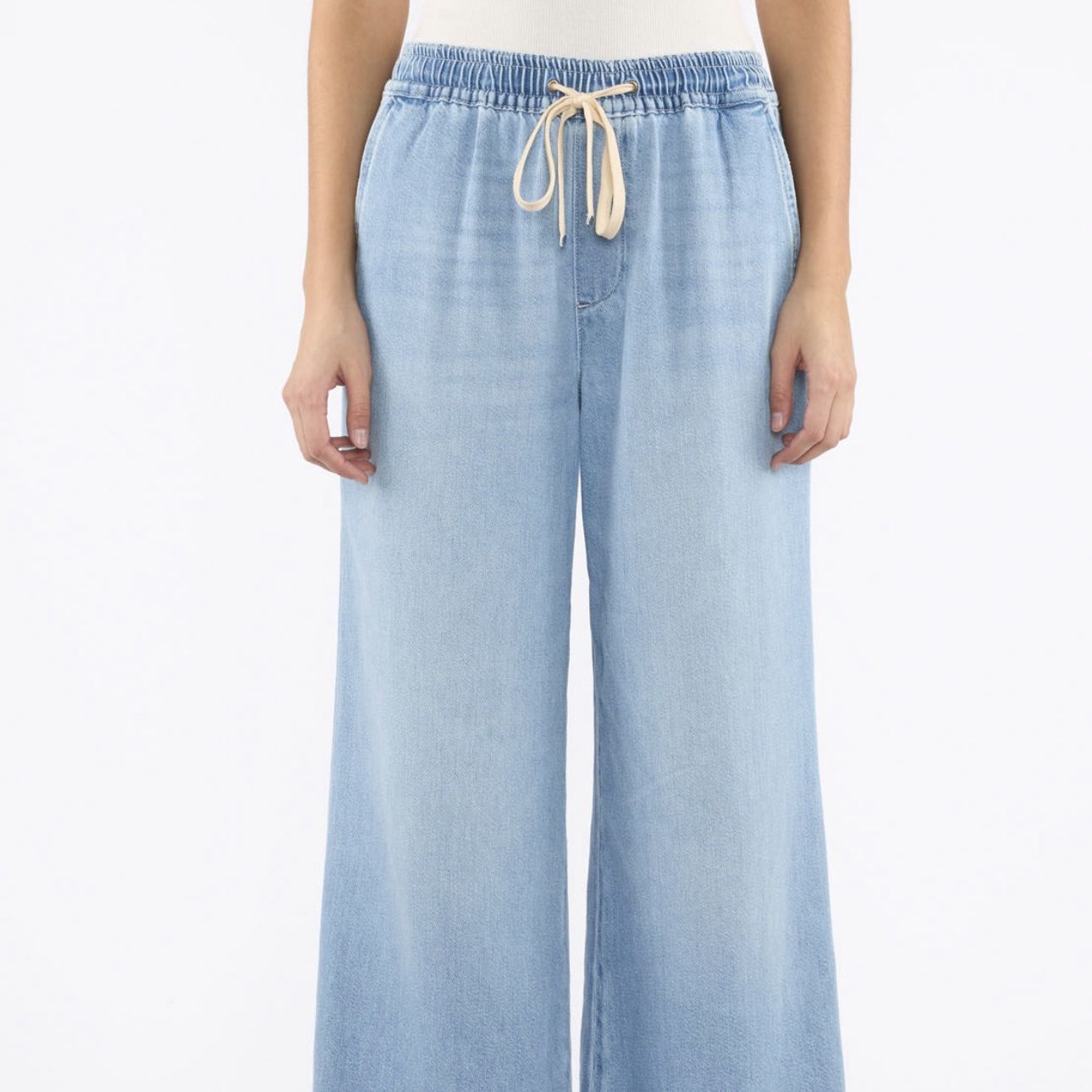Seven For All Mankind Pull On Wideleg