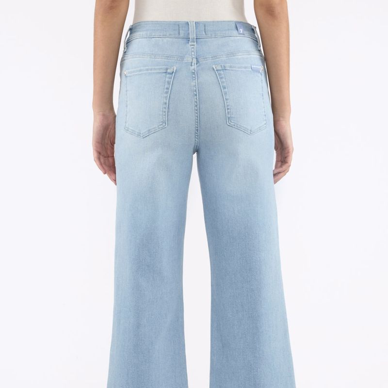 Seven For All Mankind Cropped Alexa Fall River