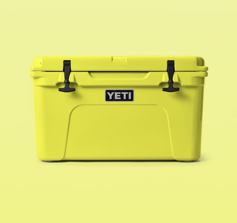 Yeti TUNDRA® 45 HARD COOLER Firefly Yellow