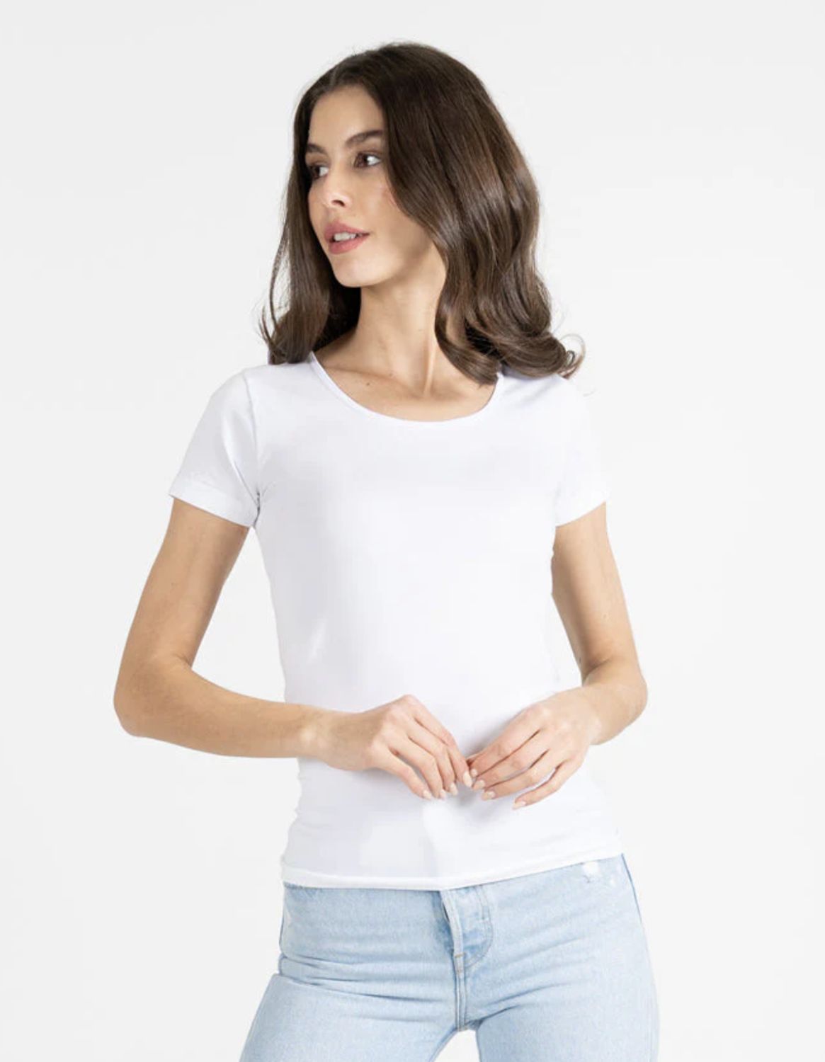 C&#39;est Moi BAMBOO SHORT SLEEVE SCOOP NECK TOP White