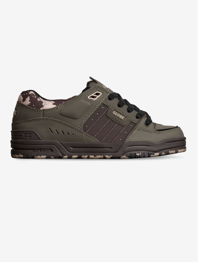 Globe Fusion Mud Camo