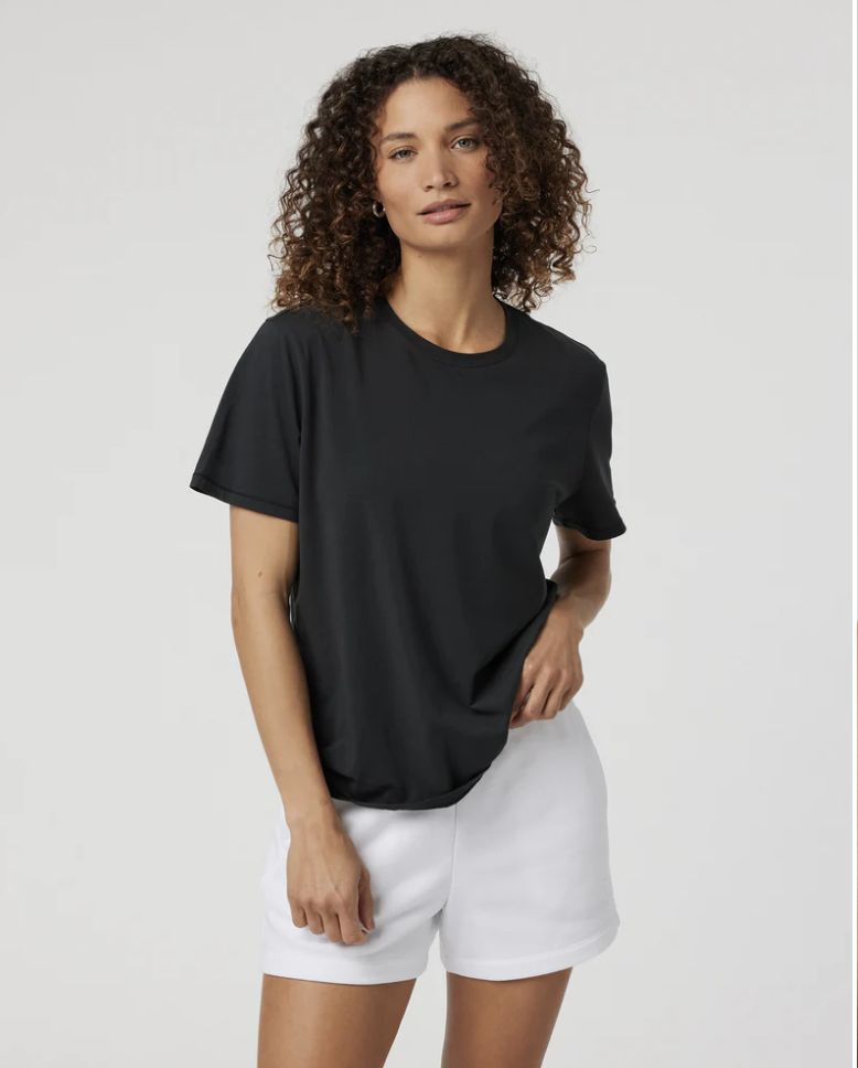 Vuori Feather Tee Lightweight Cotton Tee Washed Black