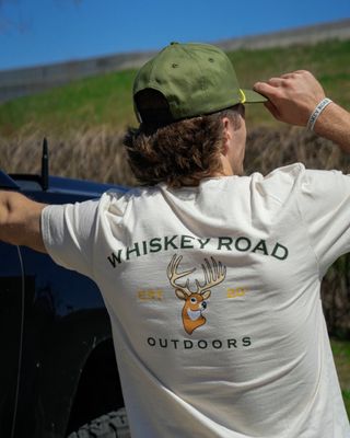 Whiskey Rd THE BUCK WILD TEE (NATURAL)