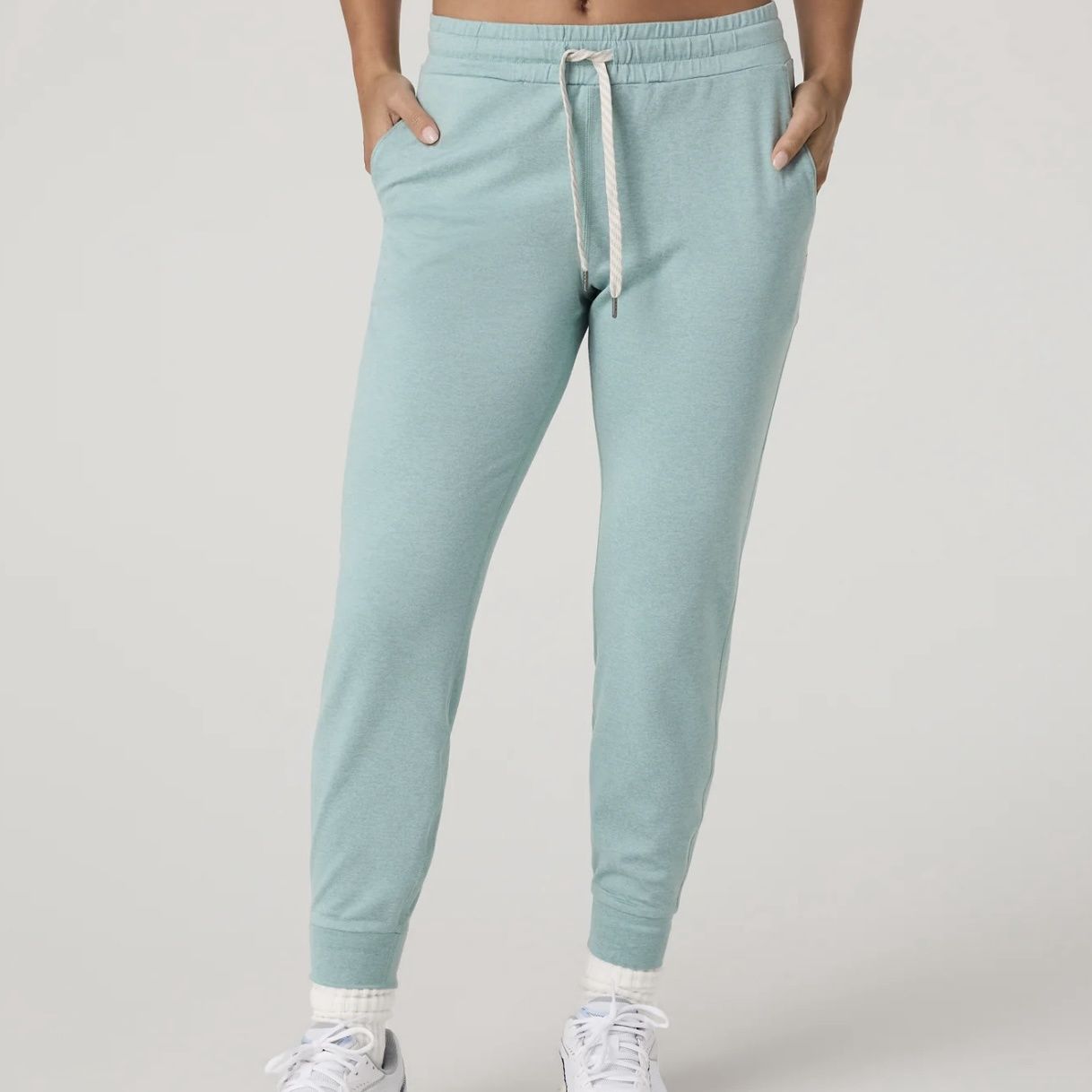 Vuori Performance Jogger SeaGlass Heather