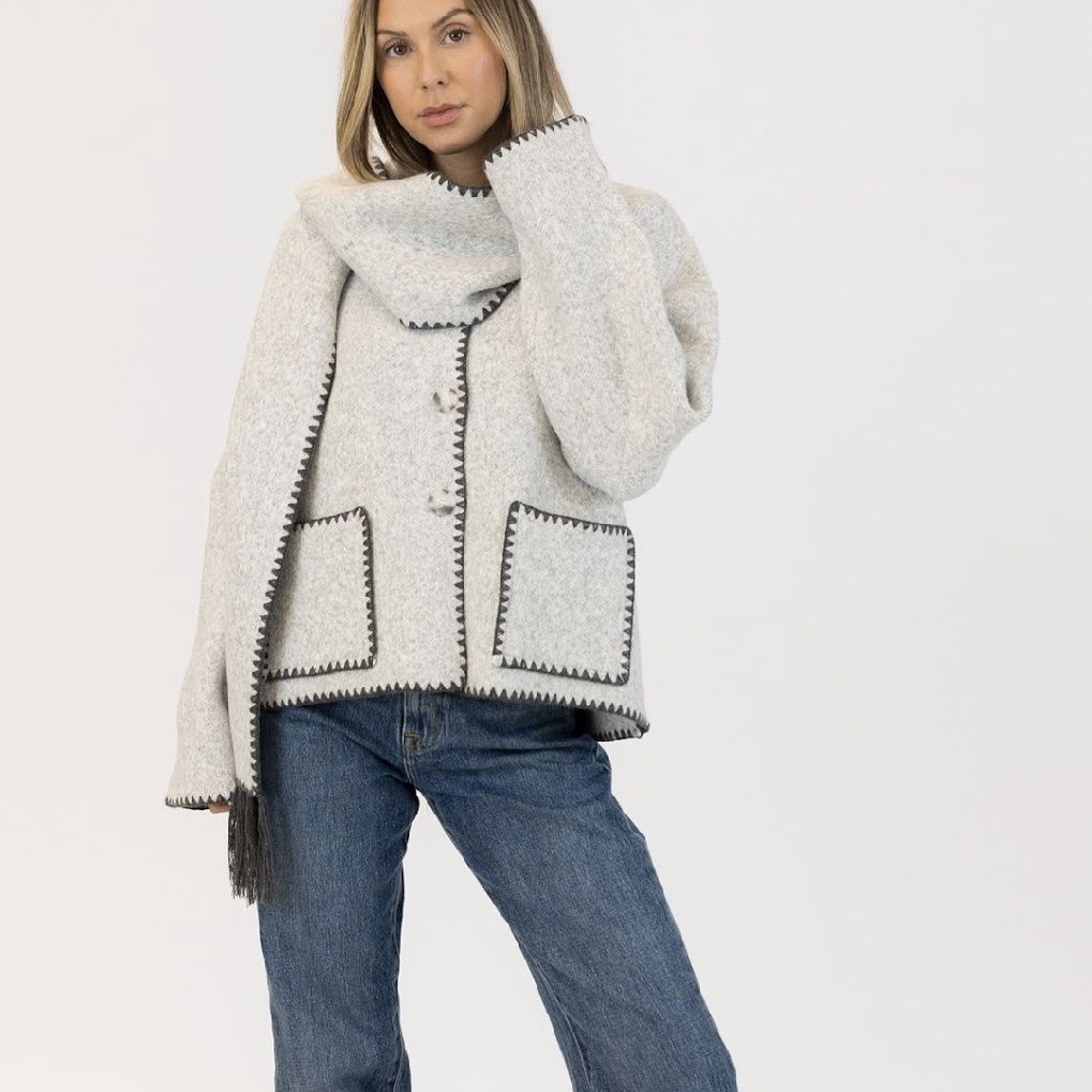 Lyla and Luxe Delaney Sweater
