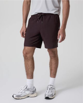 Vuori Kore Short Lined 7&quot; Raisin Tonal