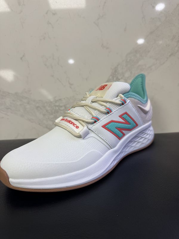 New Balance Fresh Foam ROAV Seashell